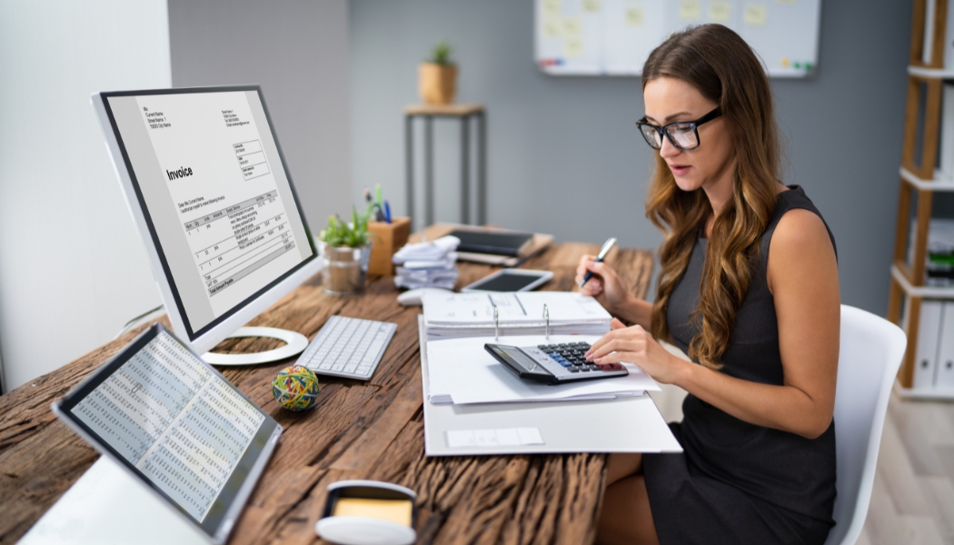 Жена с финансов план